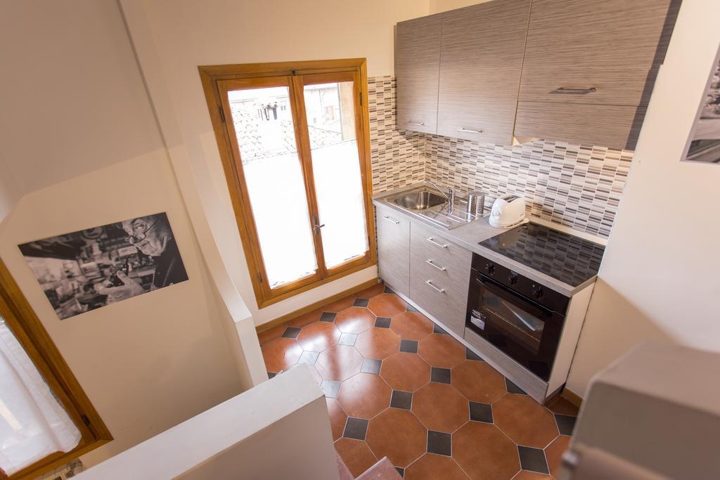 Residenza Ariosto Depandance By Studio Vita Bolonha Quarto foto